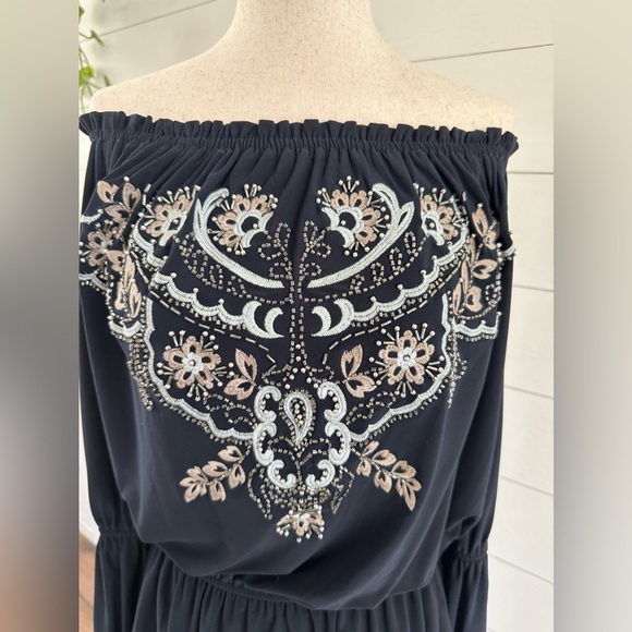 NWT!  BOSTON PROPER OFF THE SHOULDER BLACK EMBROIDERED TOP. SIZE MEDIUM - Picture 2 of 9